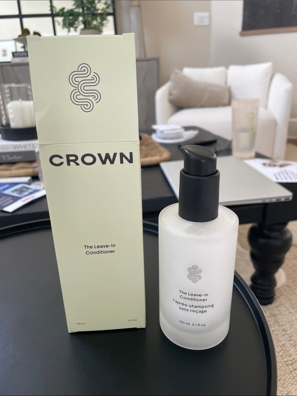 Crown Leave-In Conditioner — Light Green & White Pump Bottle